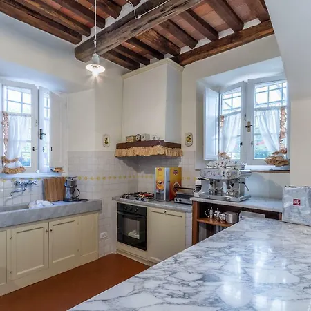Apartament Rosse *